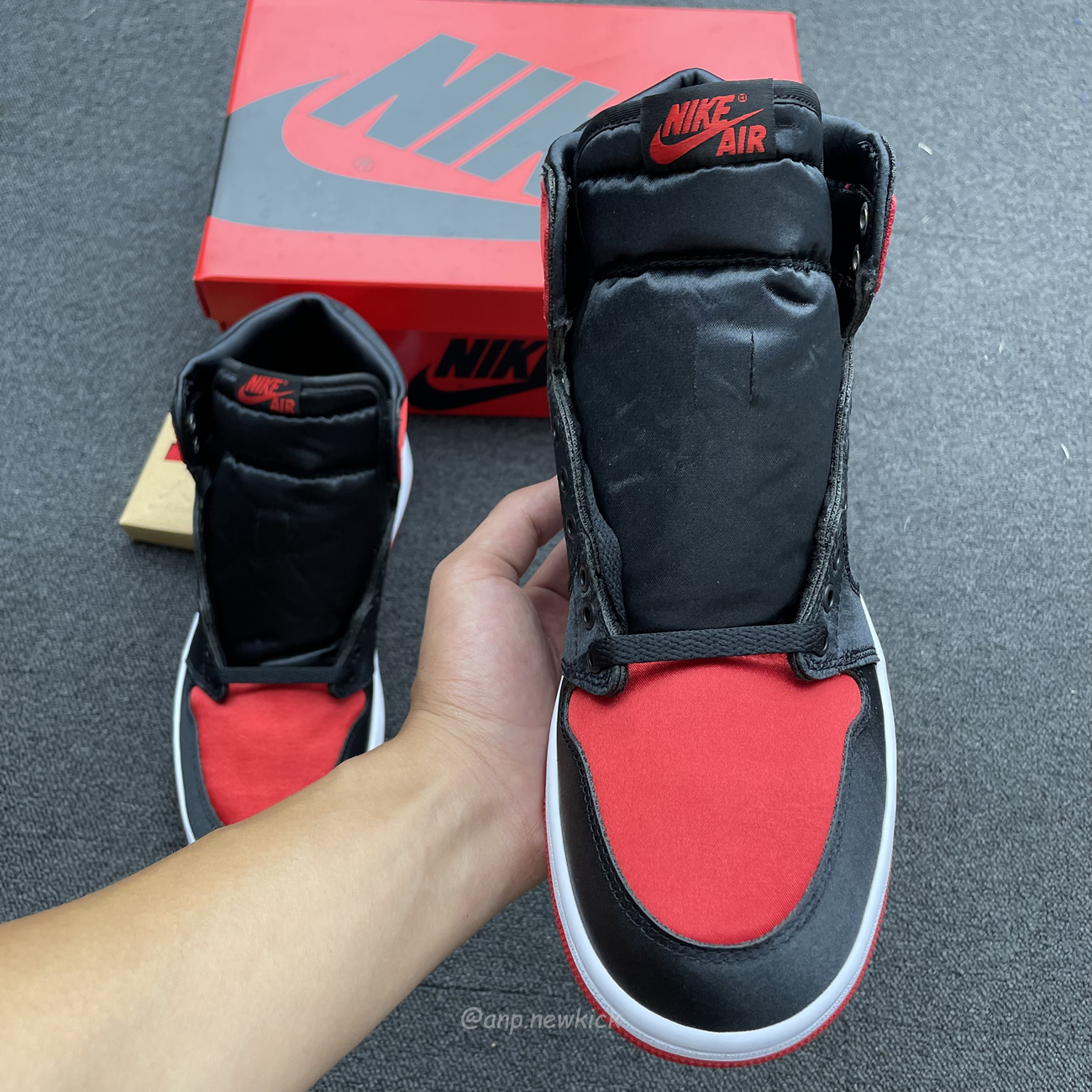 Air Jordan 1 Retro High Og Satin Bred Fd4810 061 (11) - www.newkick.vip Air Jordan 1 Retro High Og Satin Bred Fd4810 061 (11) - www.newkick.vip