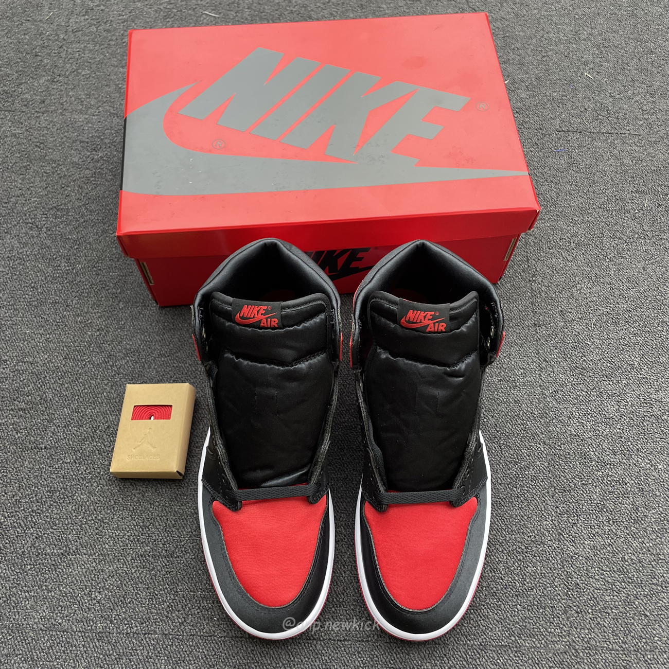 Air Jordan 1 Retro High Og Satin Bred Fd4810 061 (8) - www.newkick.vip