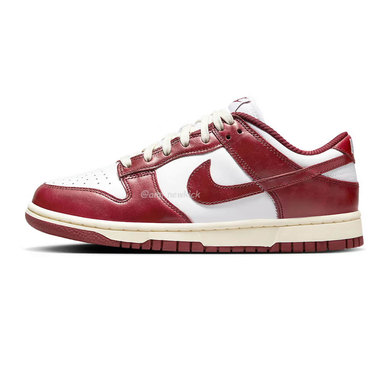 Nike Dunk Low Prm Vintage Team Red Fj4555 100 (1) - www.newkick.vip Nike Dunk Low Prm Vintage Team Red Fj4555 100 (1) - www.newkick.vip