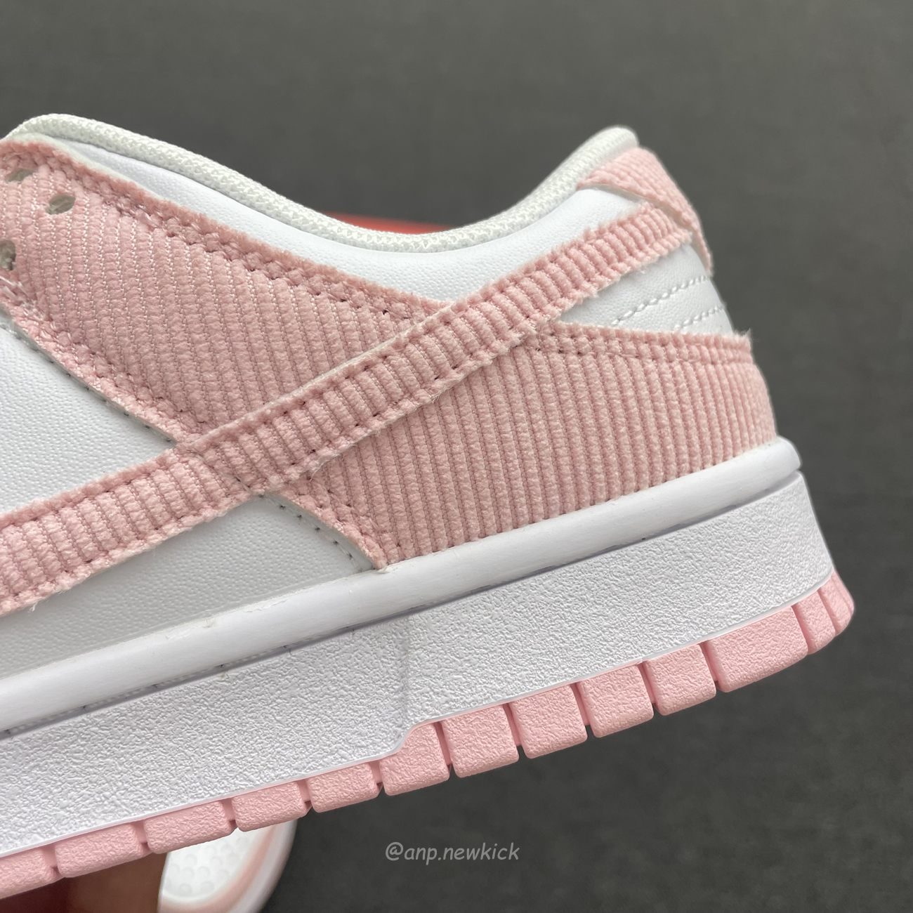 Nike Dunk Low Pink Corduroy Fn7167 100 (12) - www.newkick.vip