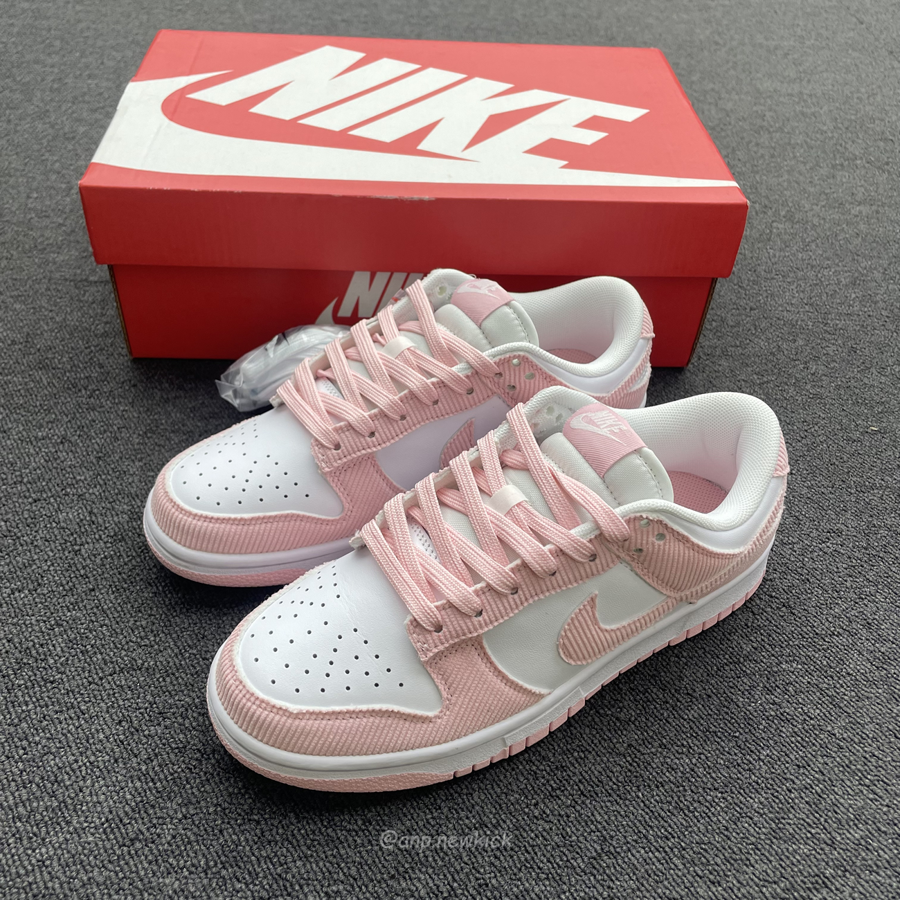 Nike Dunk Low Pink Corduroy Fn7167 100 (3) - www.newkick.vip