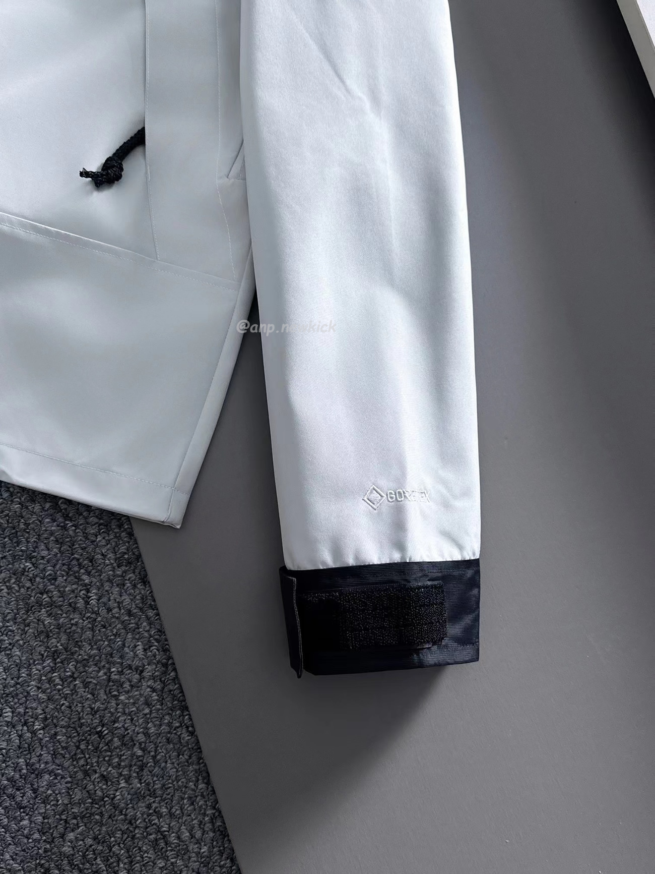 The North Face Retro 1986 Futurelight (12) - www.newkick.vip