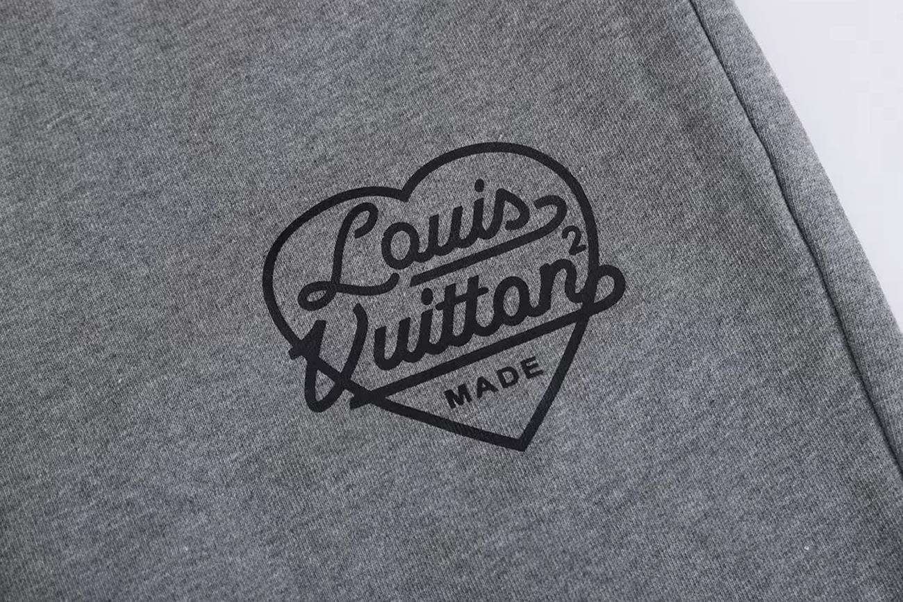 Louis Vuitton X Nigo Printed Heart Short Light Grey Fw21 (5) - www.newkick.vip