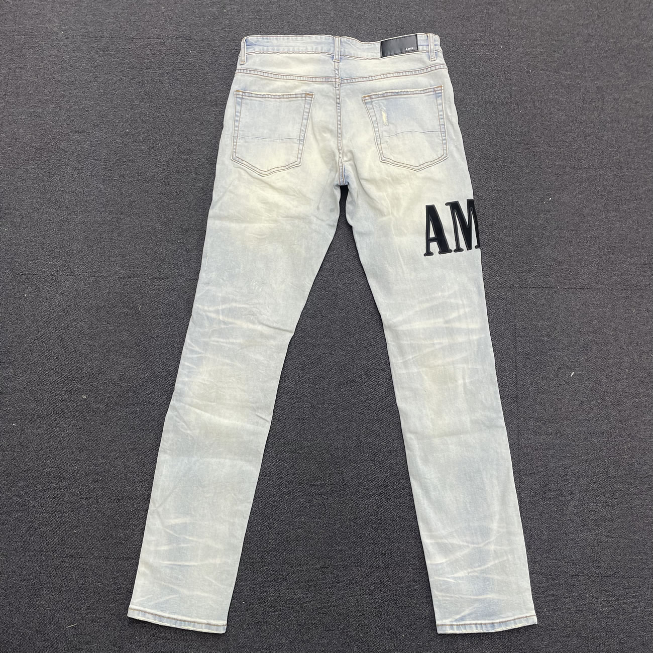 Amiri Core Applique Jean Clay Indigo Fw22 (6) - www.newkick.vip