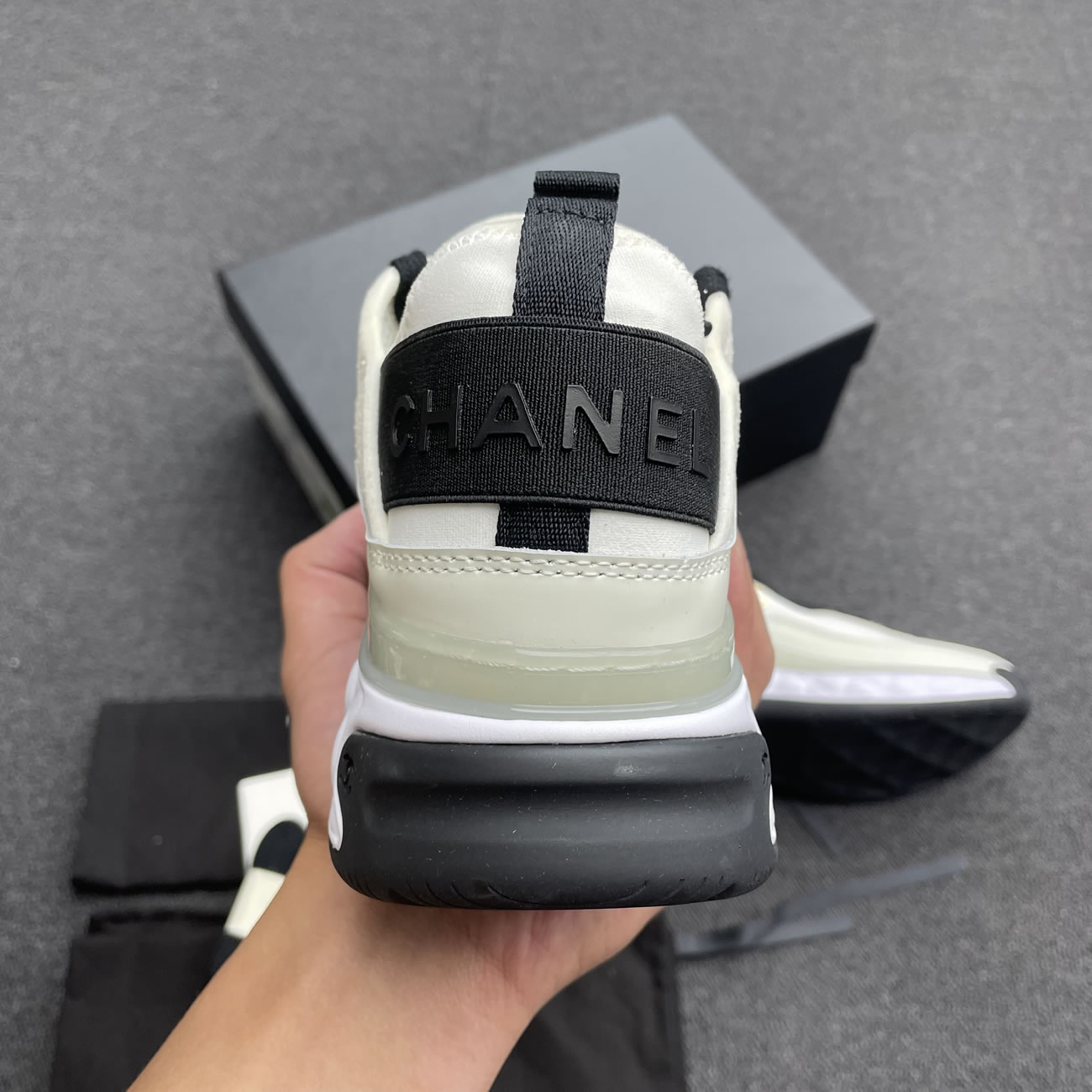 Chanel Casual Style Plain Logo Low Top Sneakers (13) - www.newkick.vip
