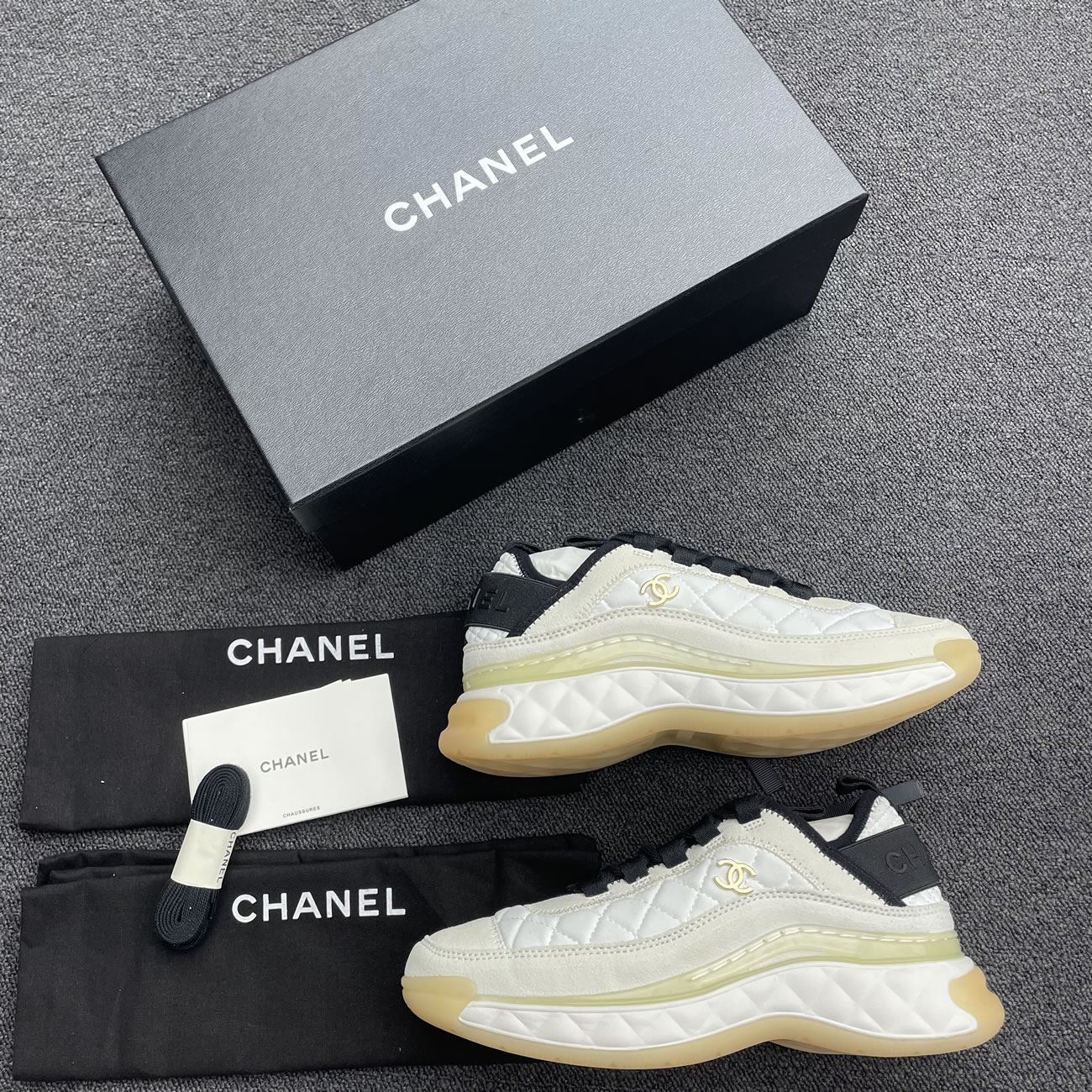 Chanel Casual Style Plain Logo Low Top Sneakers (9) - www.newkick.vip