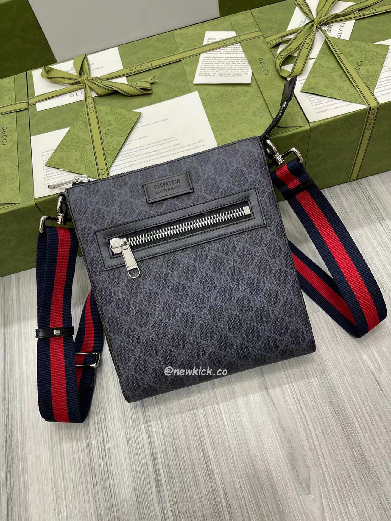 Gucci Gg Black Small Messenger Bag 523599 K5rln 1095 (12) - www.newkick.vip