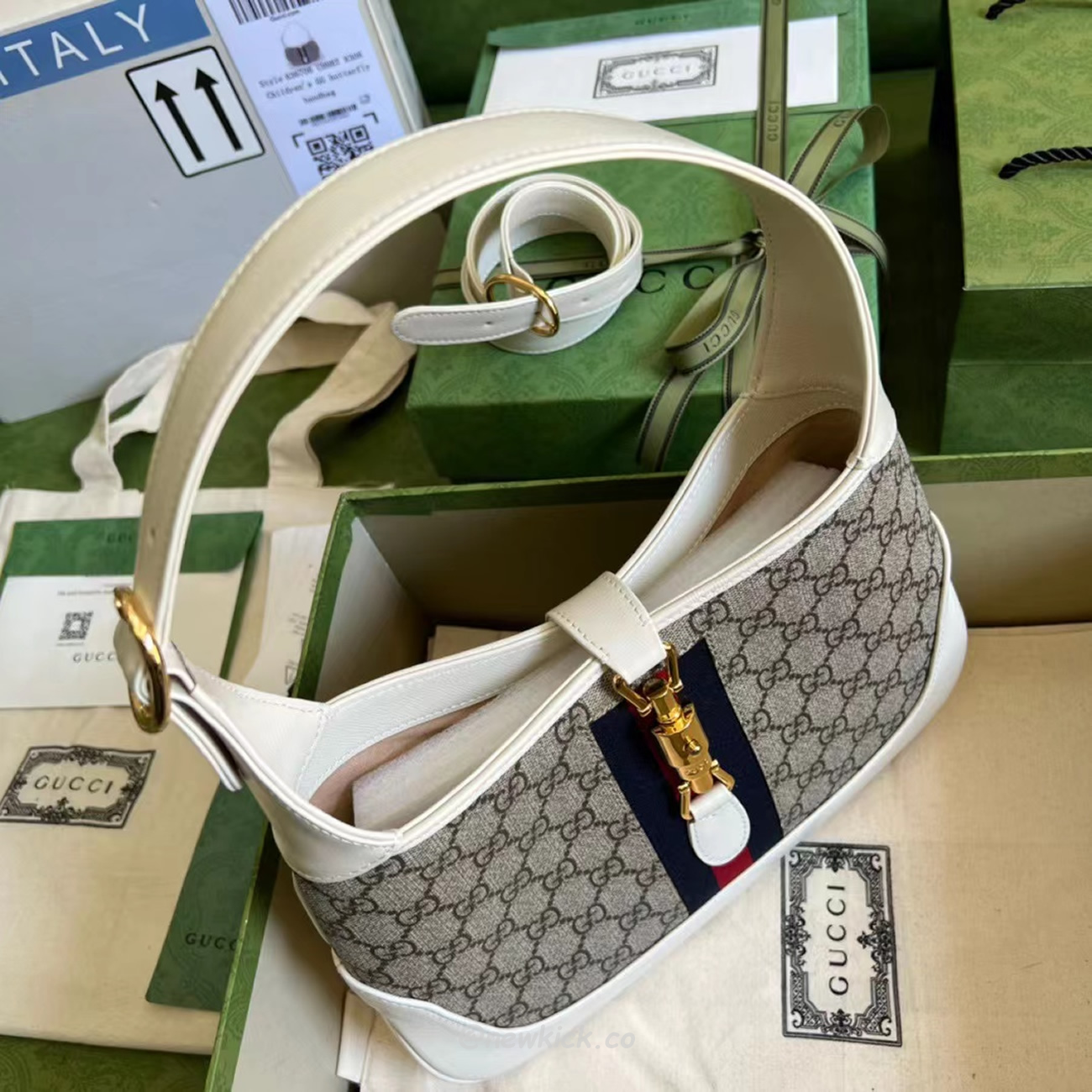 Gucci Jackie 1961 Shoulder Bag 636706 Huhhg 9794 (8) - www.newkick.vip Gucci Jackie 1961 Shoulder Bag 636706 Huhhg 9794 (8) - www.newkick.vip