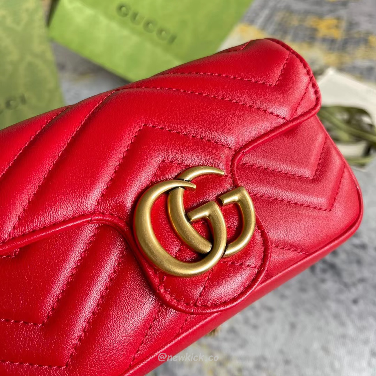 Gucci Gg Marmont Matelasse Super Mini Bag Red (7) - www.newkick.vip