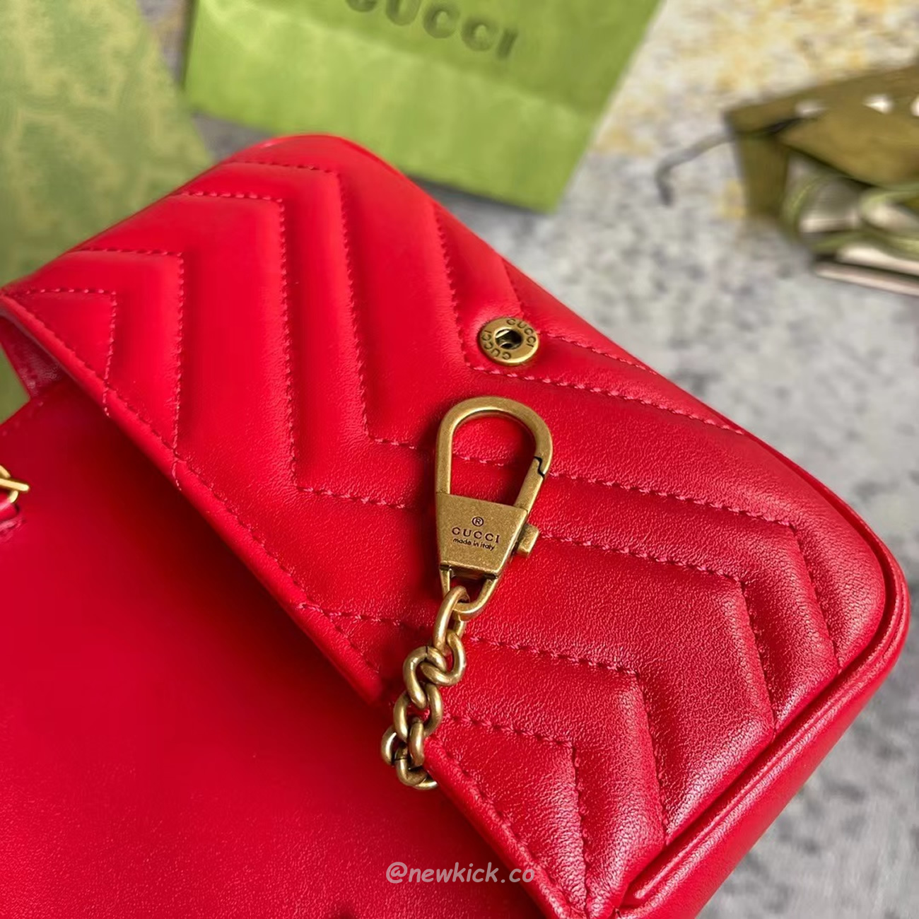 Gucci Gg Marmont Matelasse Super Mini Bag Red (9) - www.newkick.vip