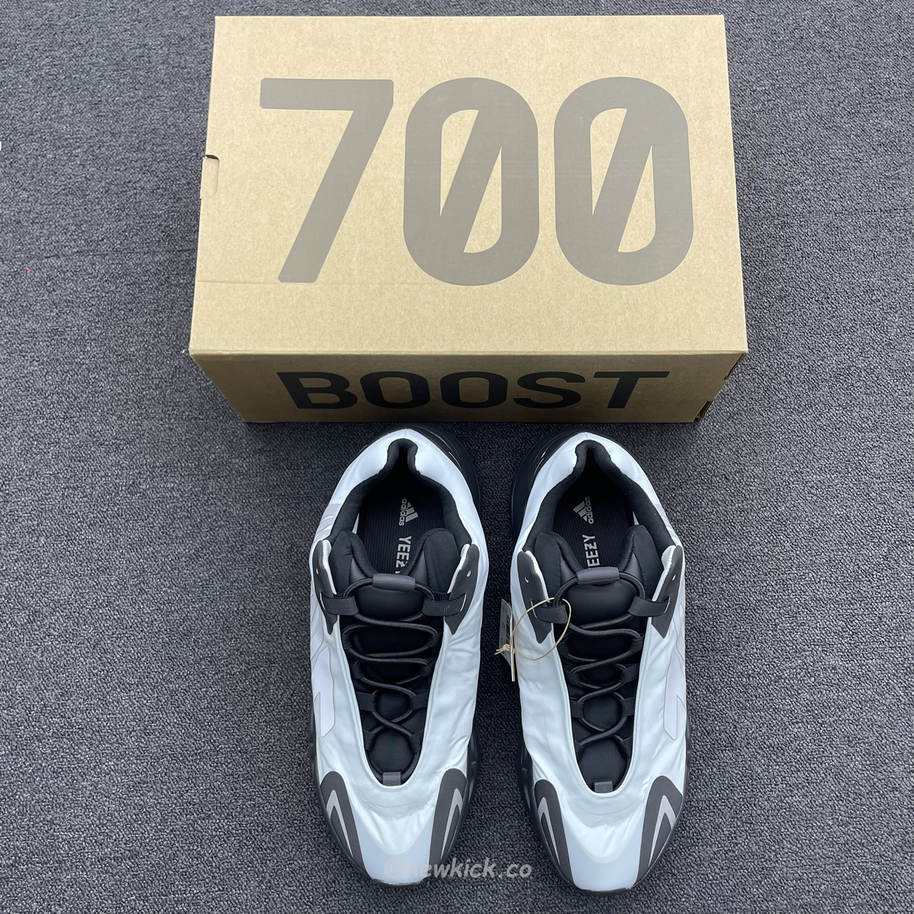 Adidas Yeezy Boost 700 Mnvn Blue Tint Gz0711 (13) - www.newkick.vip Adidas Yeezy Boost 700 Mnvn Blue Tint Gz0711 (13) - www.newkick.vip