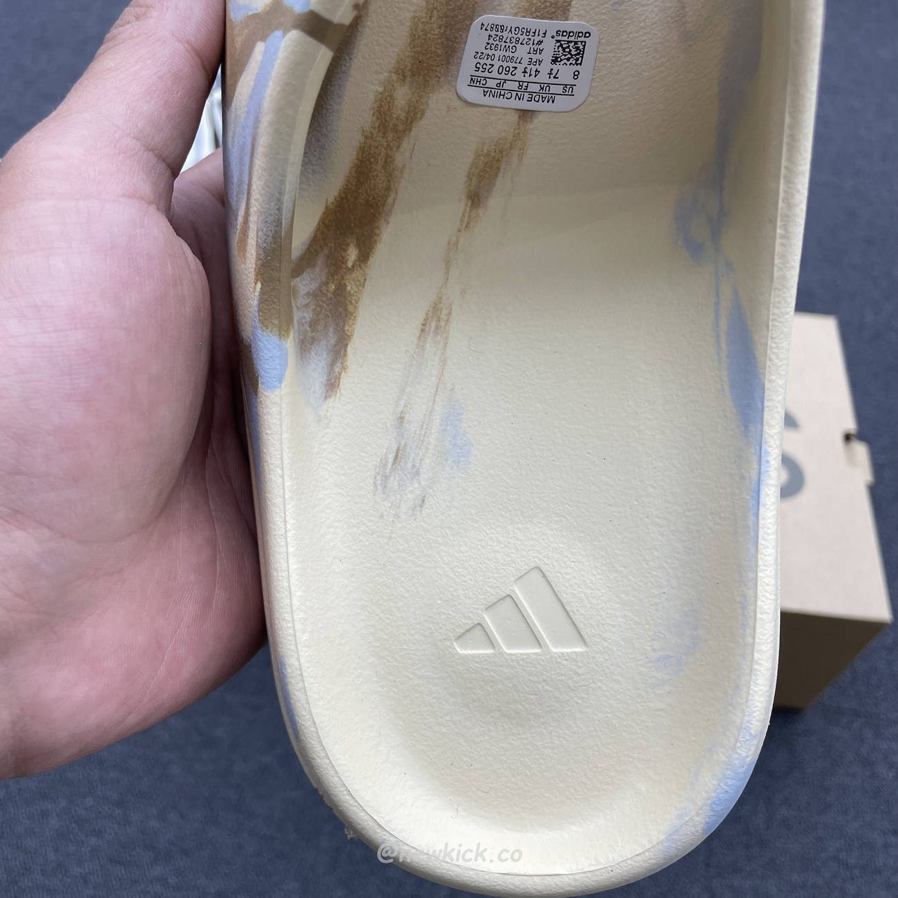 Adidas Yeezy X Kanye West Slide Bone (3) - www.newkick.vip