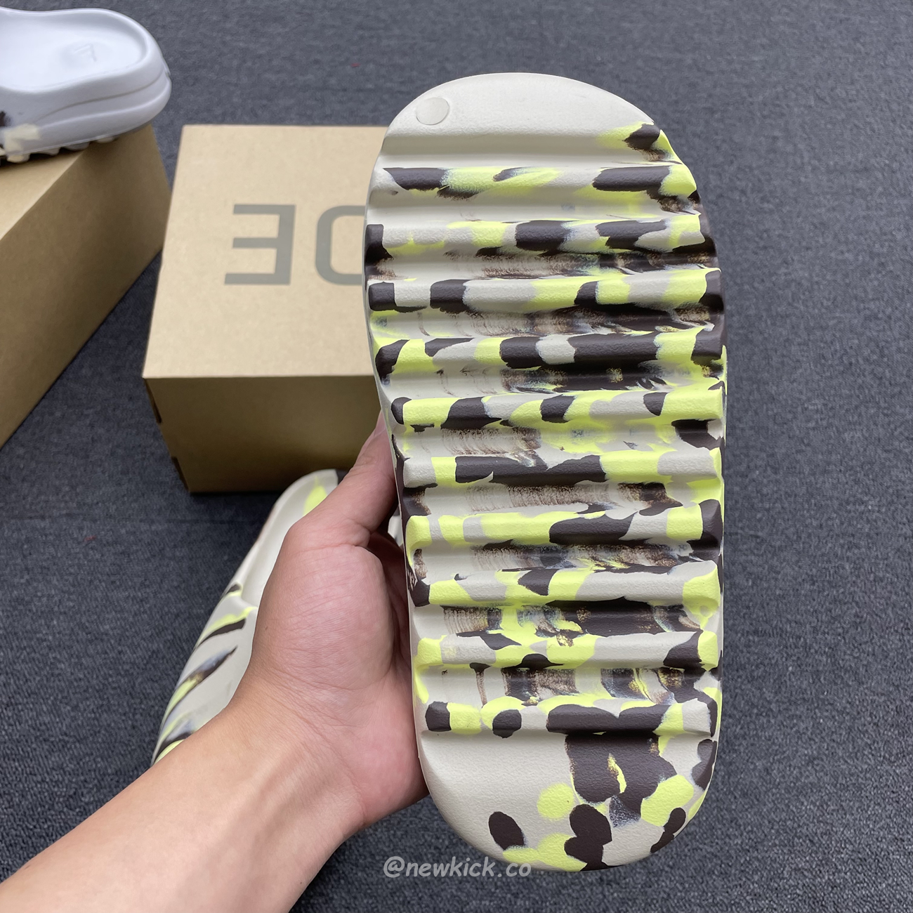 Adidas Yeezy X Kanye West Slide Bone (11) - www.newkick.vip