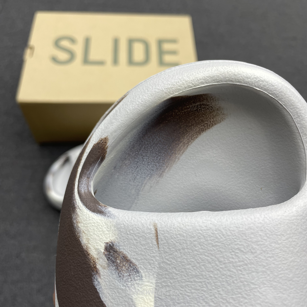 Adidas Yeezy X Kanye West Slide Bone (22) - www.newkick.vip