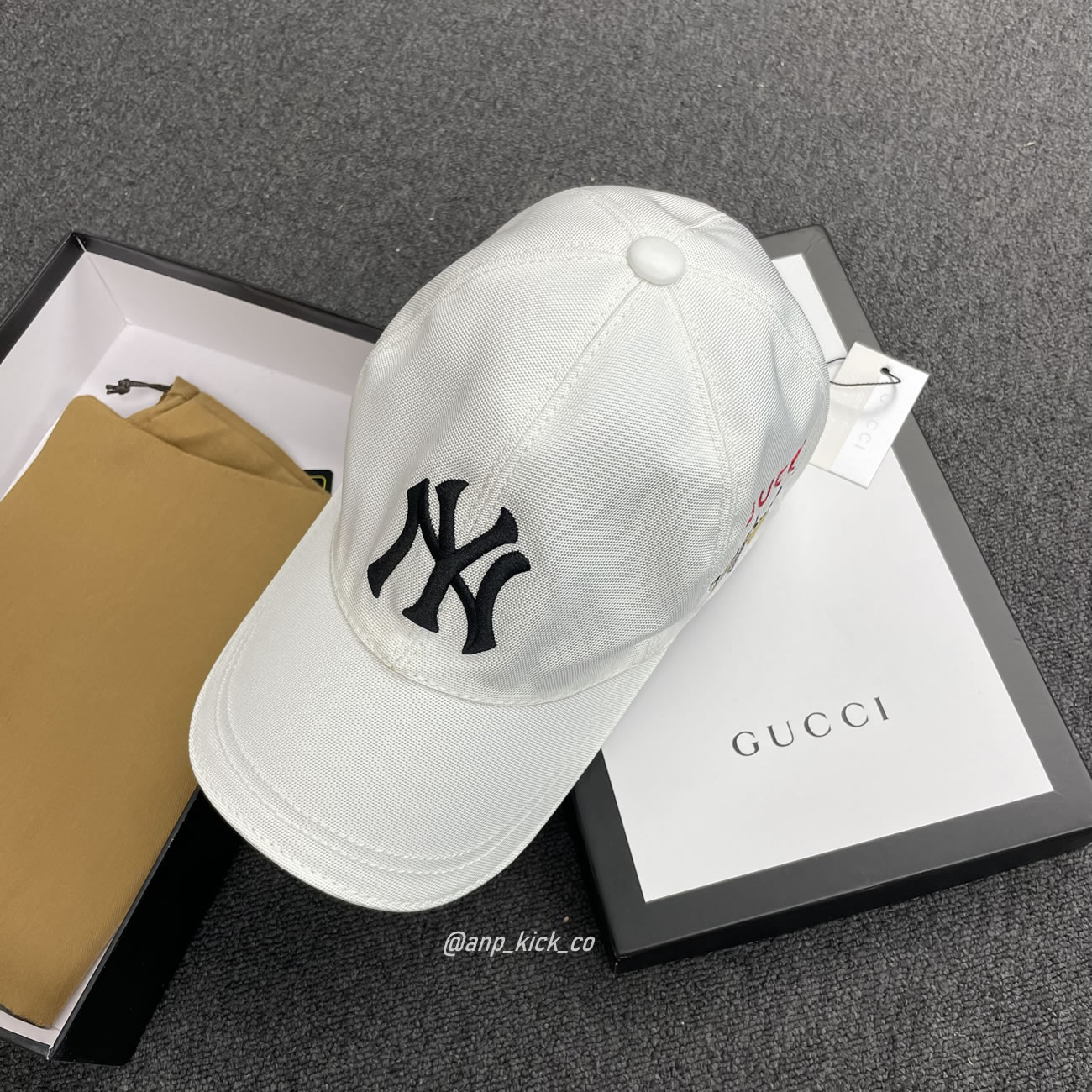 Gu Cci Ny Butterfly Cap 13 25(6) - www.newkick.vip Gu Cci Ny Butterfly Cap 13 25(6) - www.newkick.vip
