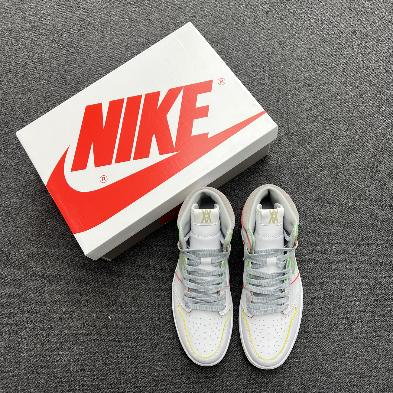 Air Jordan 1 Retro High Daniel Arsham Grey H022 (4) - www.newkick.vip Air Jordan 1 Retro High Daniel Arsham Grey H022 (4) - www.newkick.vip