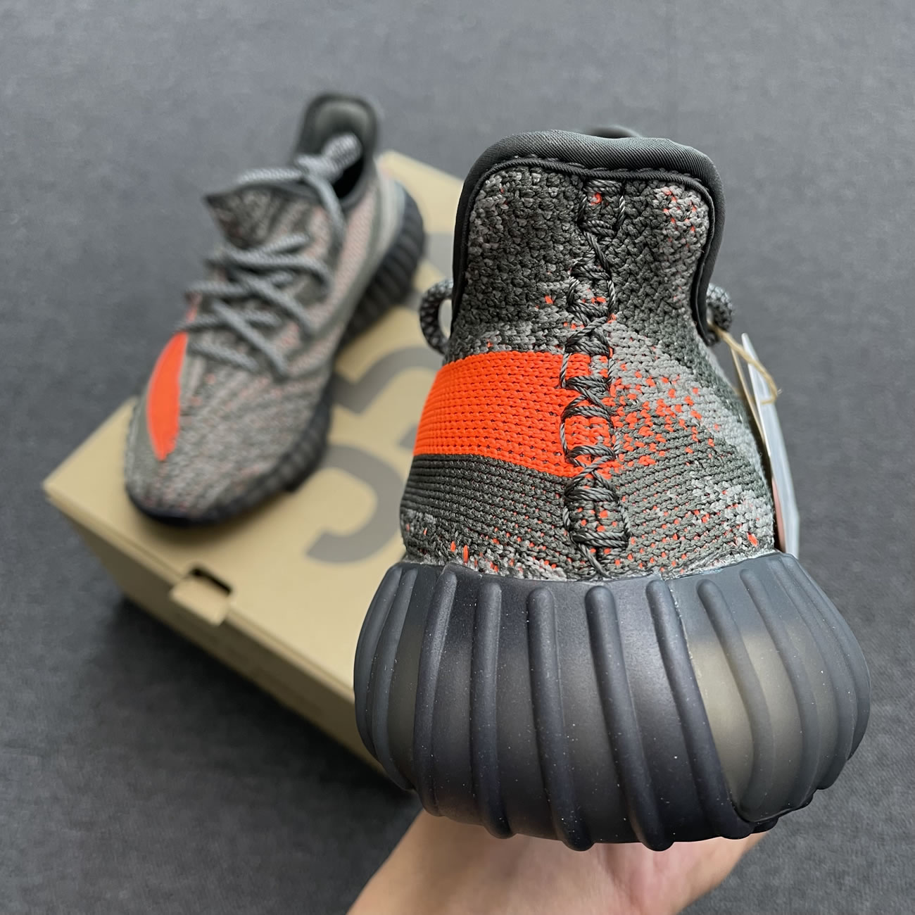 Adidas Yeezy Boost 350 V2 Dark Beluga Hq7045 (8) - www.newkick.vip