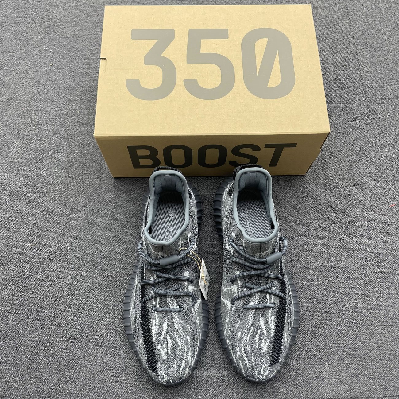 Adidas Yeezy Boost 350 V2 Mx Dark Salt Id4811 (4) - www.newkick.vip