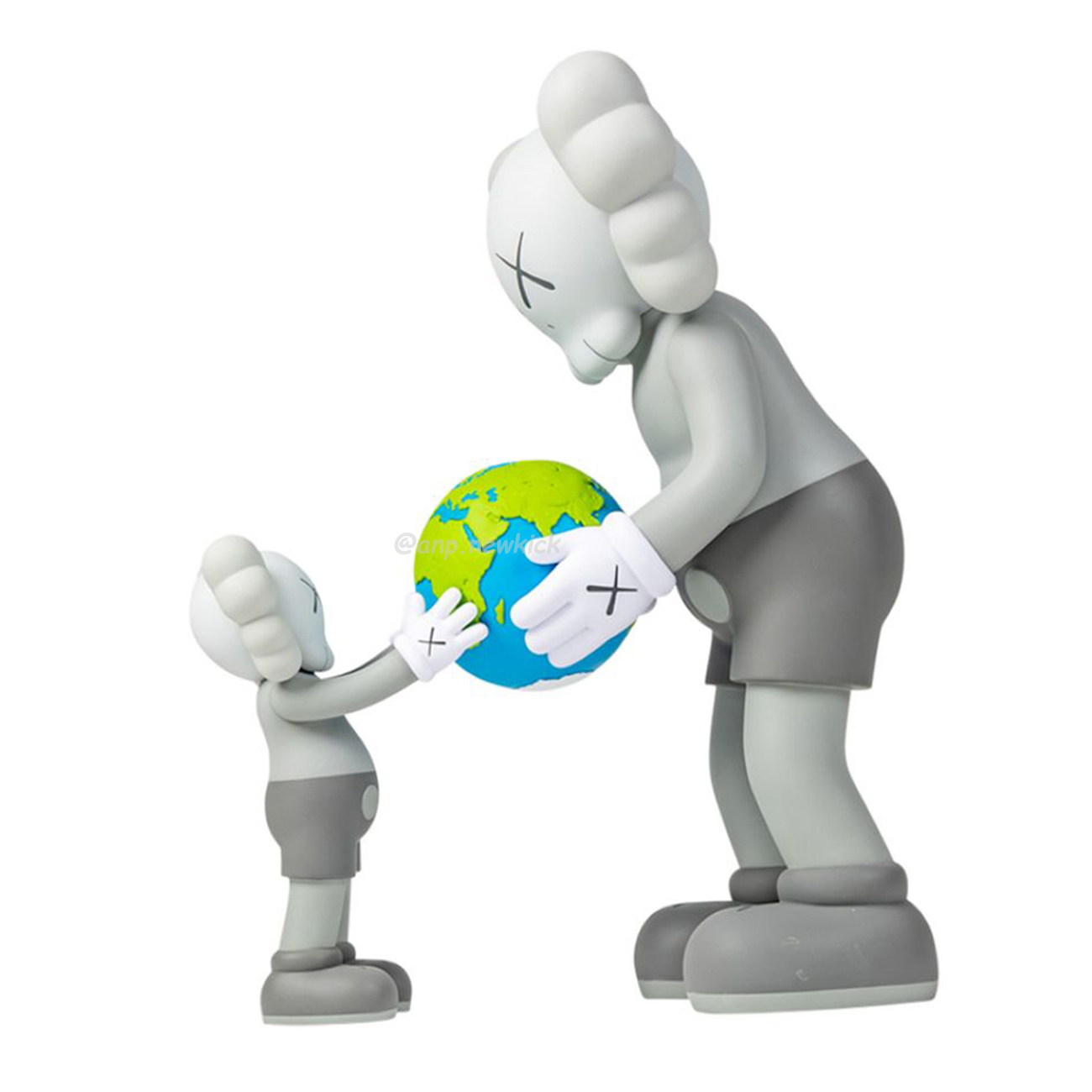 Kaws The Promise Grey Figure (1) - www.newkick.vip Kaws The Promise Grey Figure (1) - www.newkick.vip