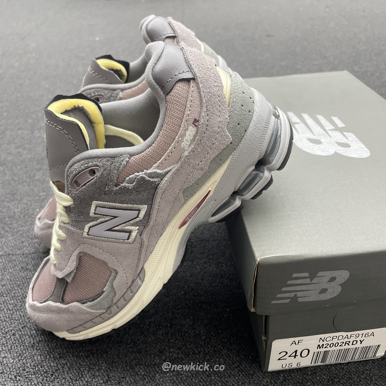 New Balance 2002r Protection Pack Lunar New Year Dusty Lilac M2002rdy (3) - www.newkick.vip
