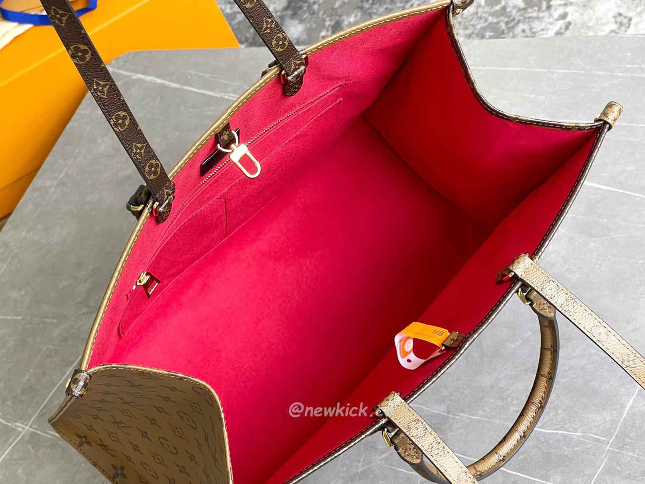 Louis Vuitton Onthego Cloth Tote Brown M45320 (12) - www.newkick.vip