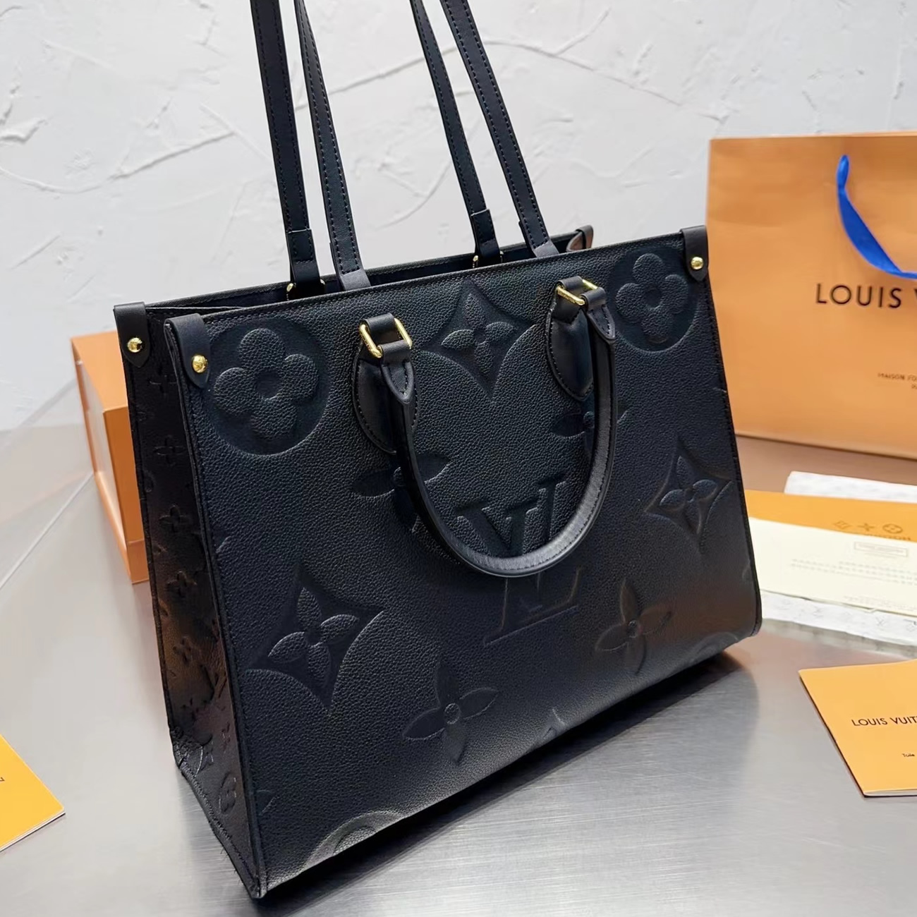 Louis Vuitton Onthego Empreinte M L Black M45595 (33) - www.newkick.vip