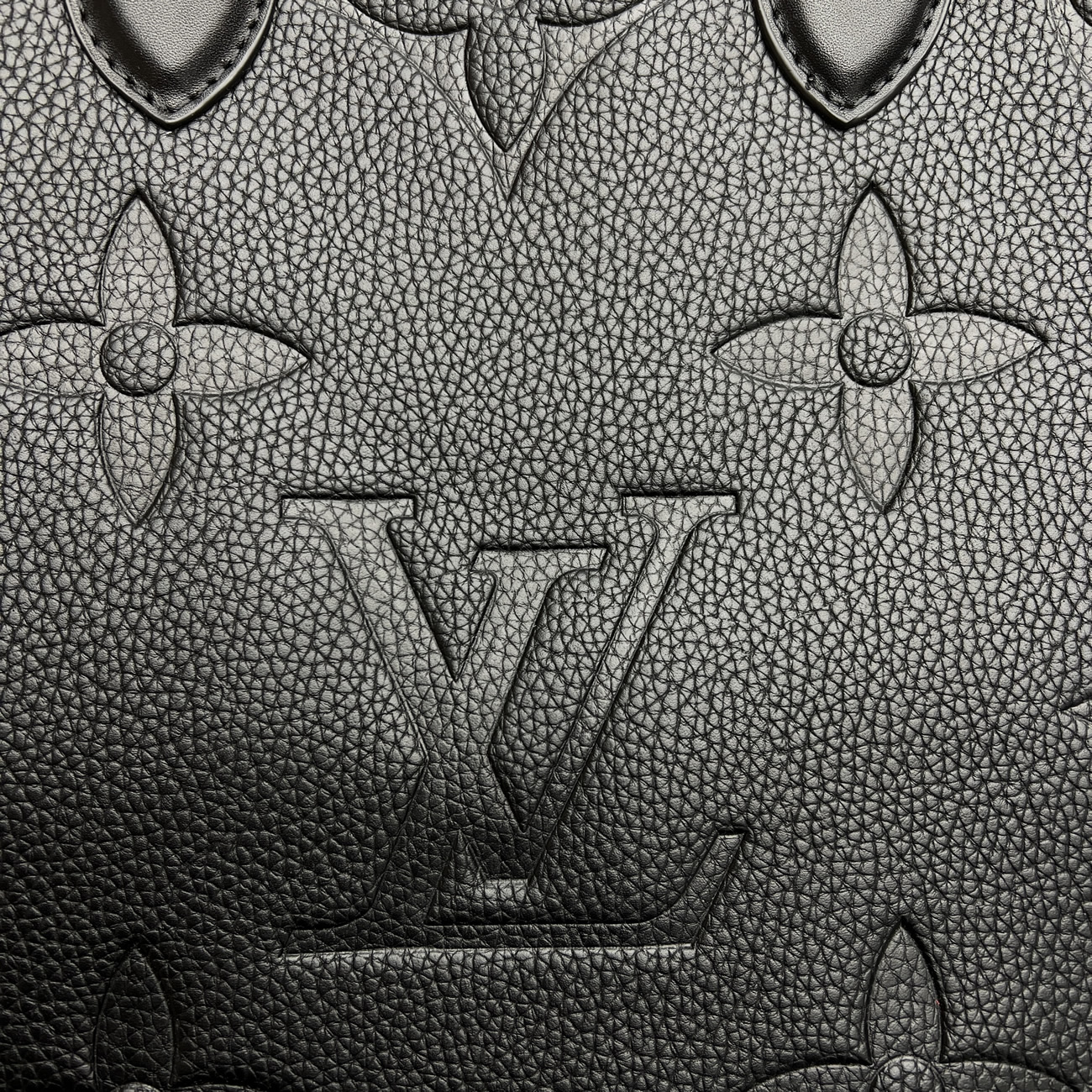 Louis Vuitton Onthego Empreinte M L Black M45595 (44) - www.newkick.vip