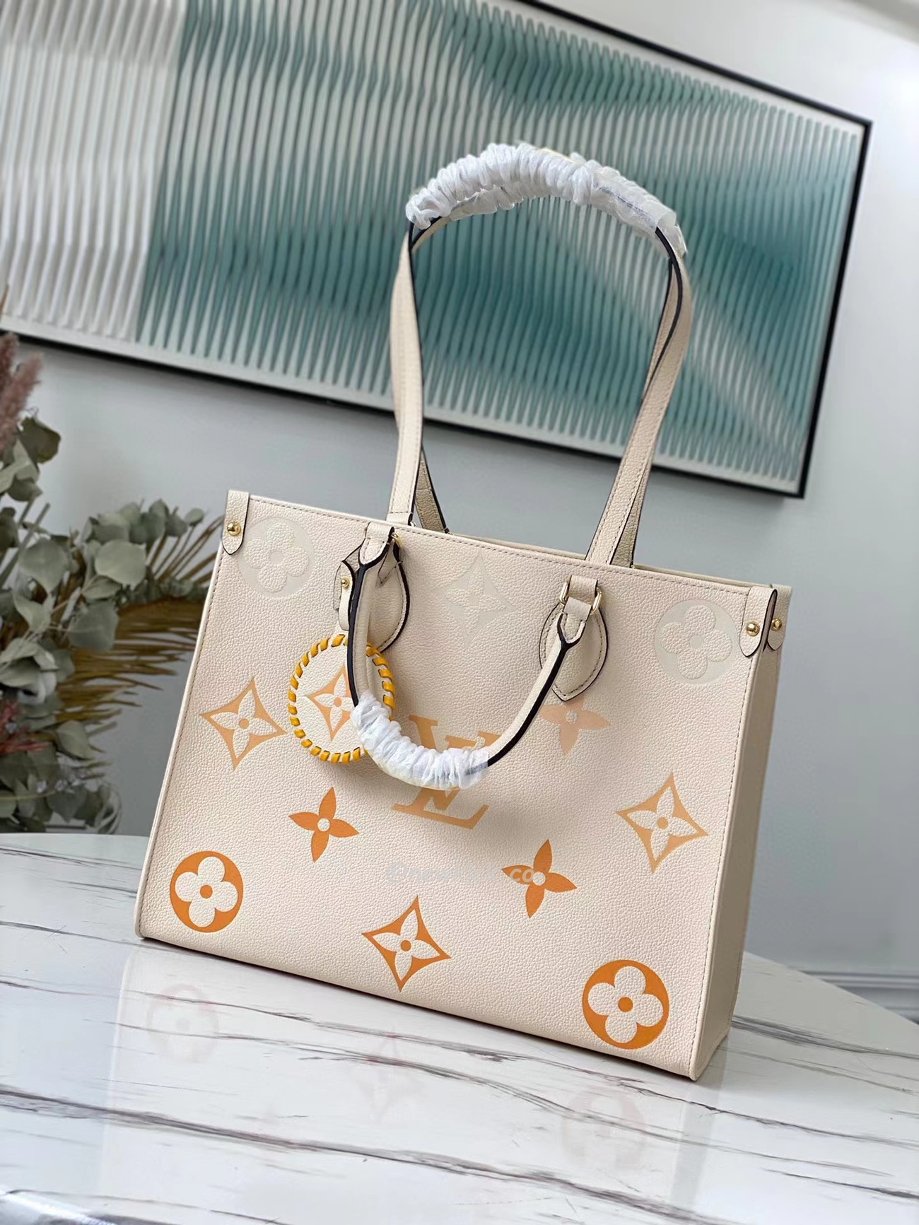 Louis Vuitton Onthego Mm Creamsaffron M45717 (11) - www.newkick.vip Louis Vuitton Onthego Mm Creamsaffron M45717 (11) - www.newkick.vip