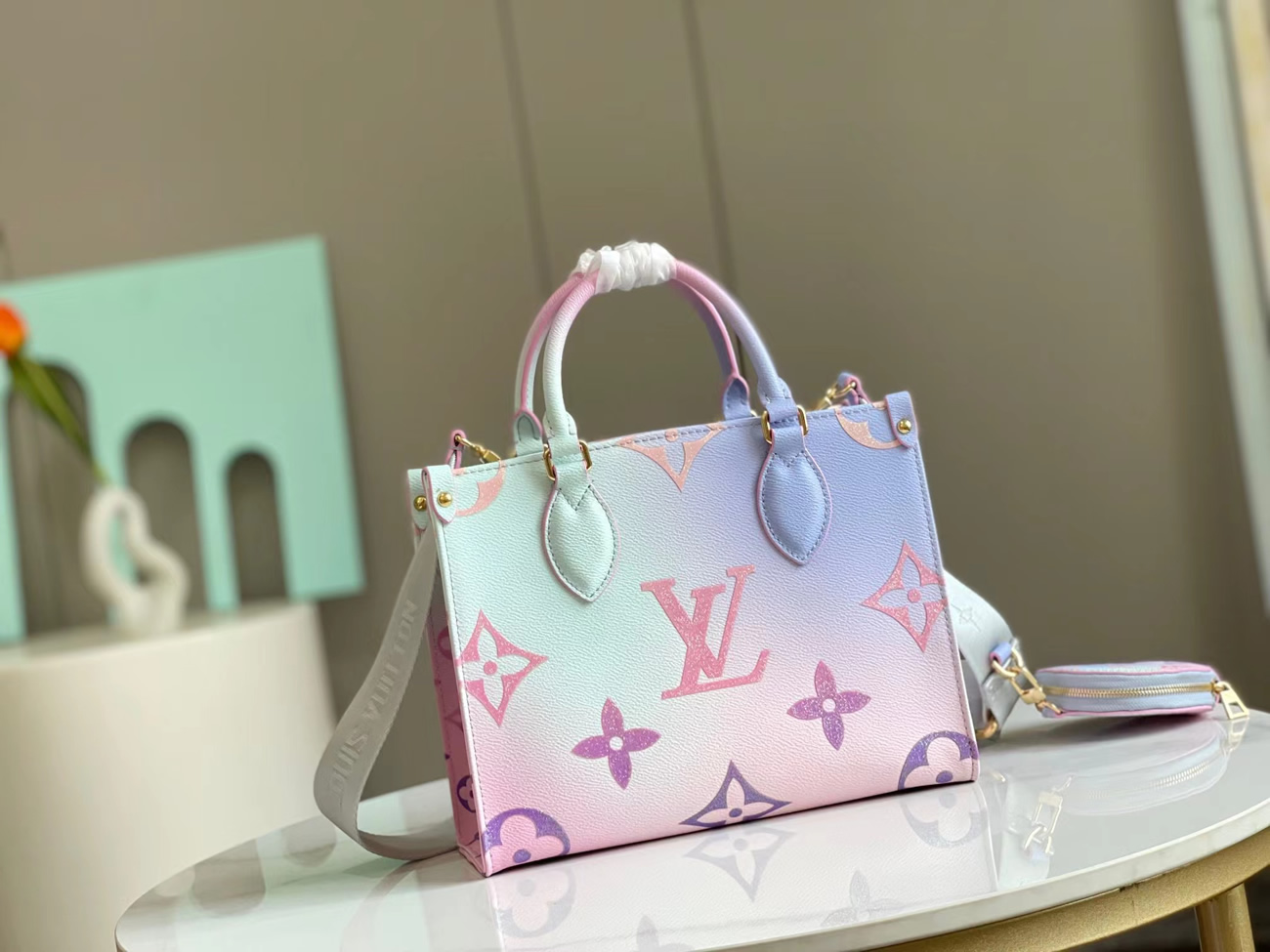 Louis Vuitton Onthego Small Handbag M59856 (5) - www.newkick.vip