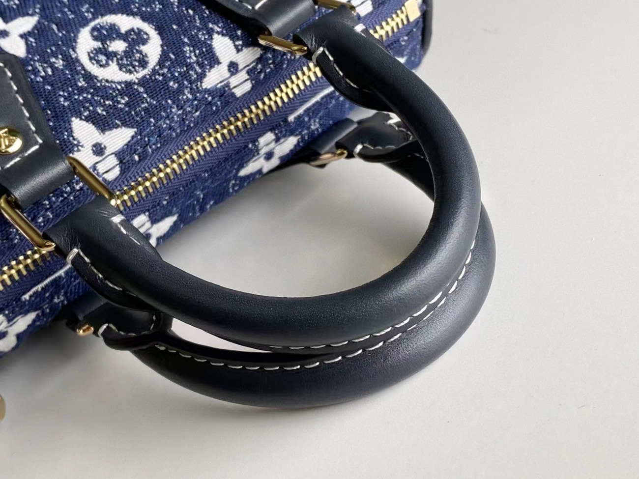 Louis Vuitton Nano Speedy Pillow Bag M81168 (9) - www.newkick.vip