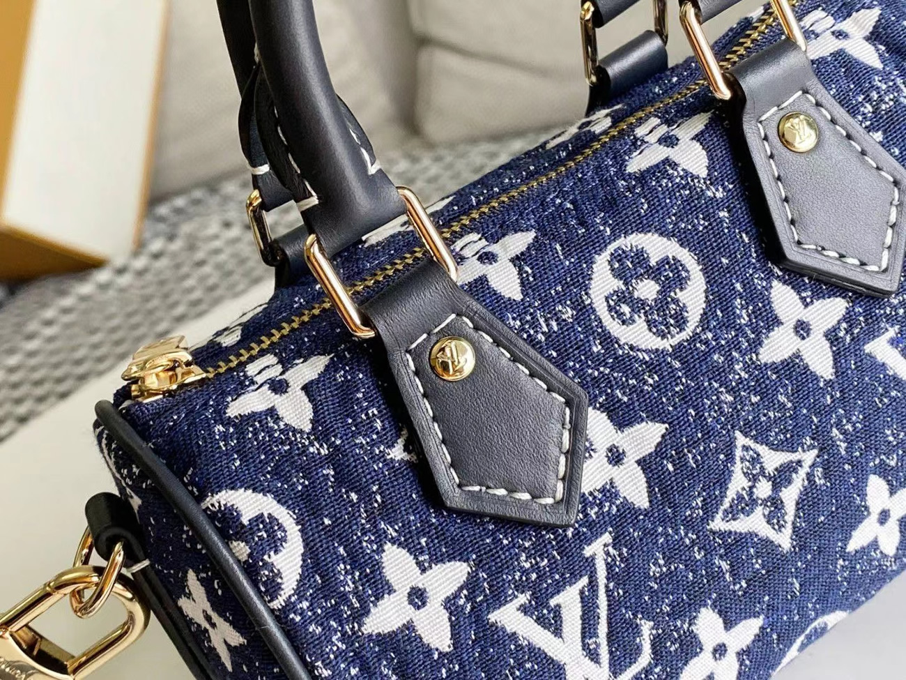 Louis Vuitton Nano Speedy Pillow Bag M81168 (4) - www.newkick.vip