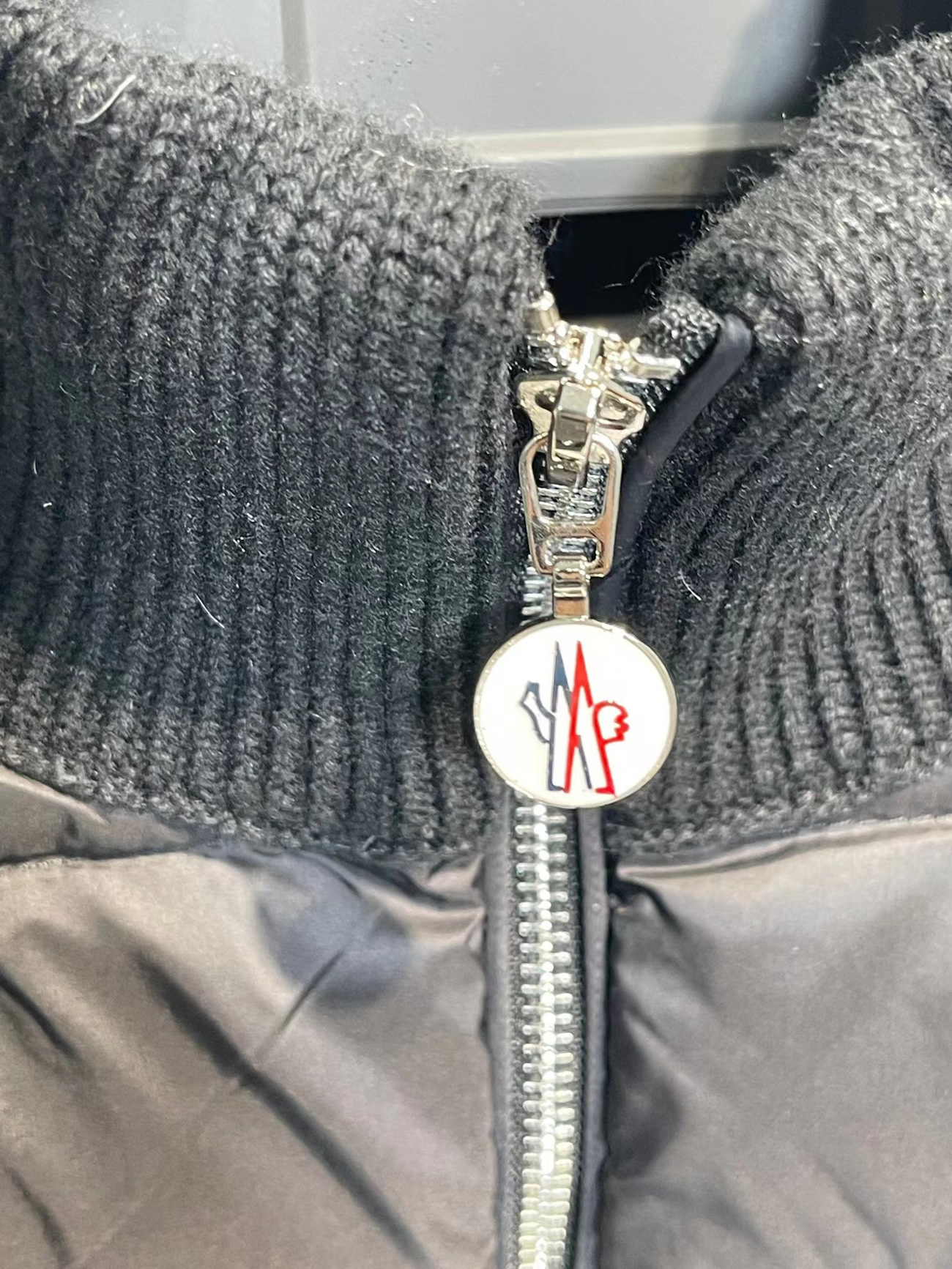 Moncler Neck Padded Shell And Virgin Wool Navy Jacket (10) - www.newkick.vip