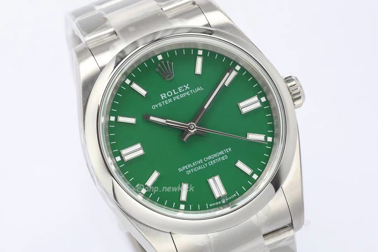 Rolex Oyster Perpetual Green Bright Black (5) - www.newkick.vip