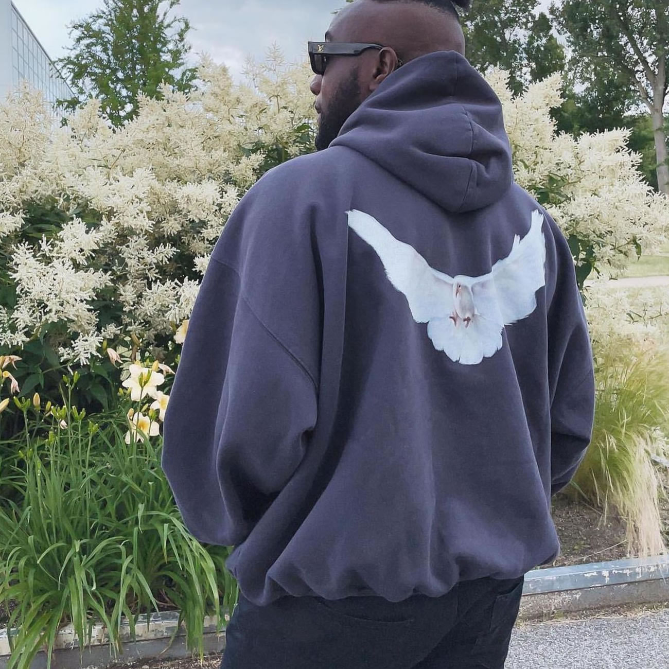 Yeezy Gap Engineered By Balenciaga Dove Hoodie Washed Black Ss22 (5) - www.newkick.vip