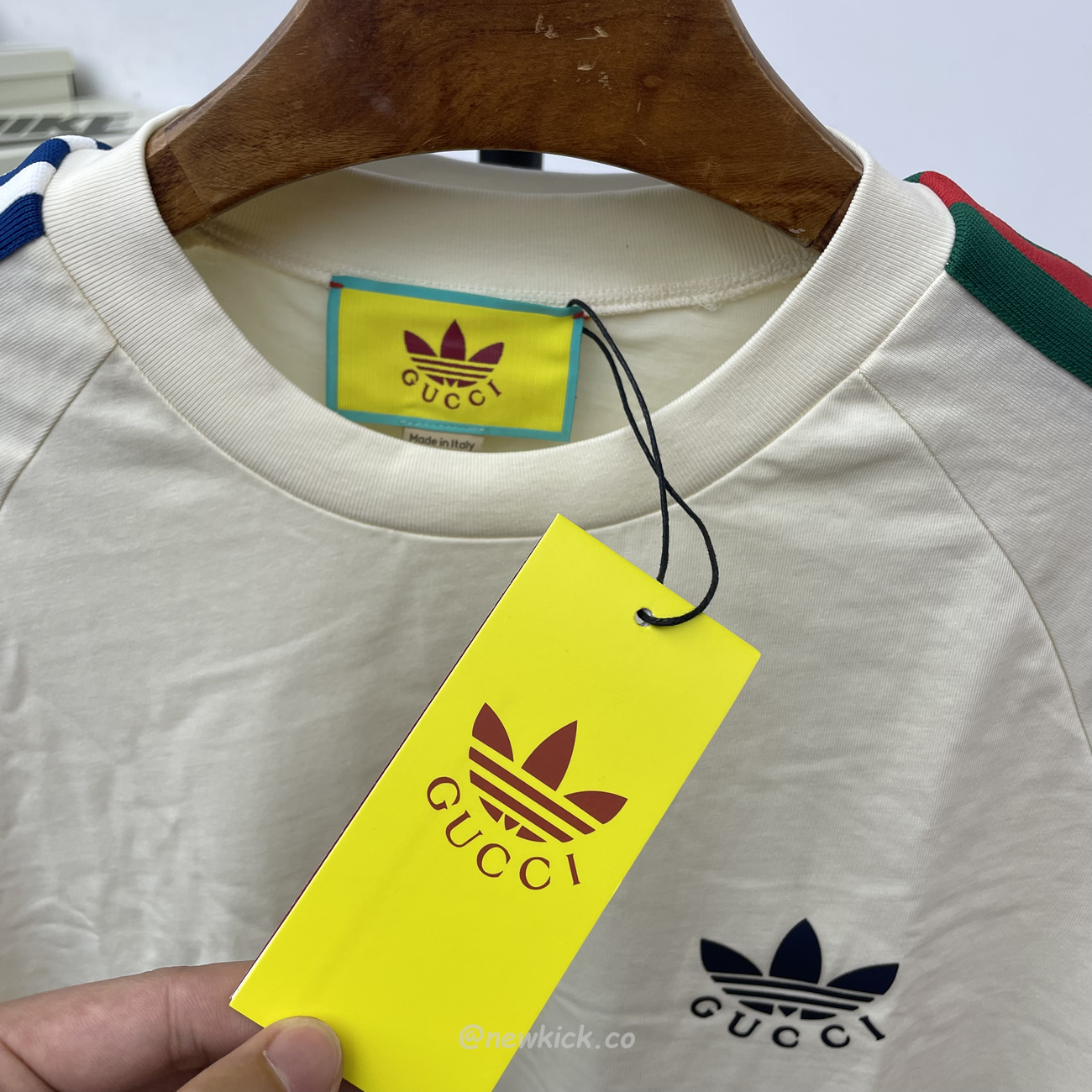 Gucci X Adidas Trefoil Print T Shirt Off White Ss22 (8) - www.newkick.vip