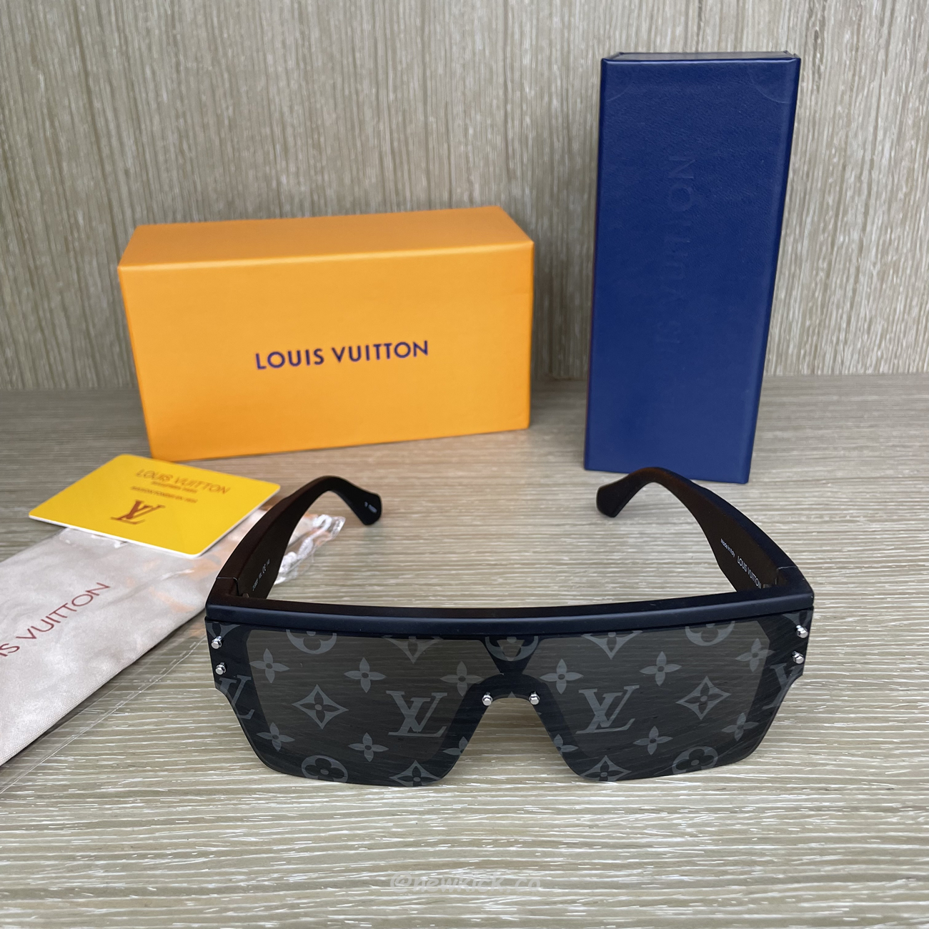 Louis Vuitton Lv Waimea Sunglasses (5) - www.newkick.vip