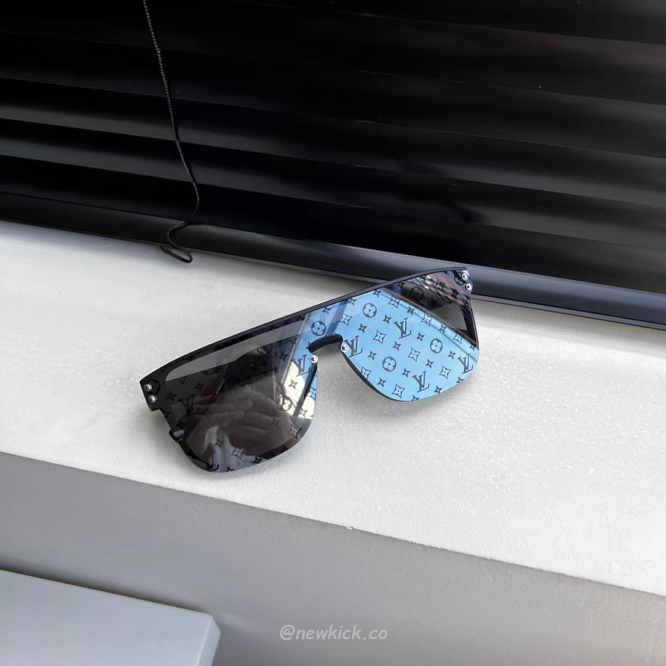Louis Vuitton Lv Waimea Sunglasses Z1082e (4) - www.newkick.vip