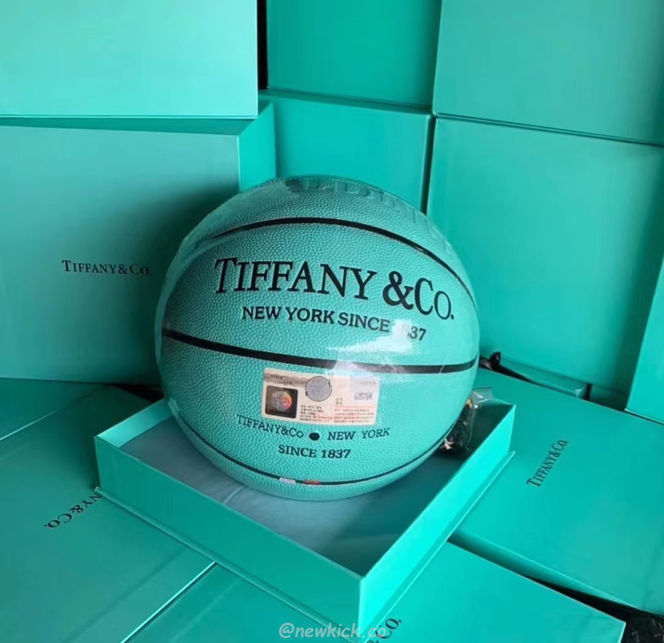 Tiffany X Cat Street X Spalding Basketball Tiffany Blue (3) - www.newkick.vip