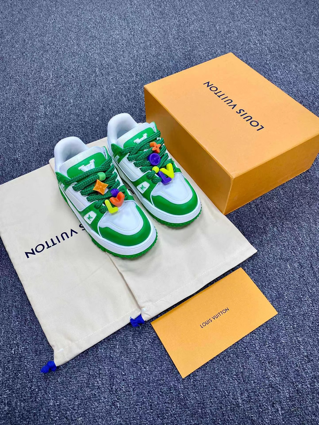 Louis Vuitton Trainer Maxi Orange Green White Black (17) - www.newkick.vip