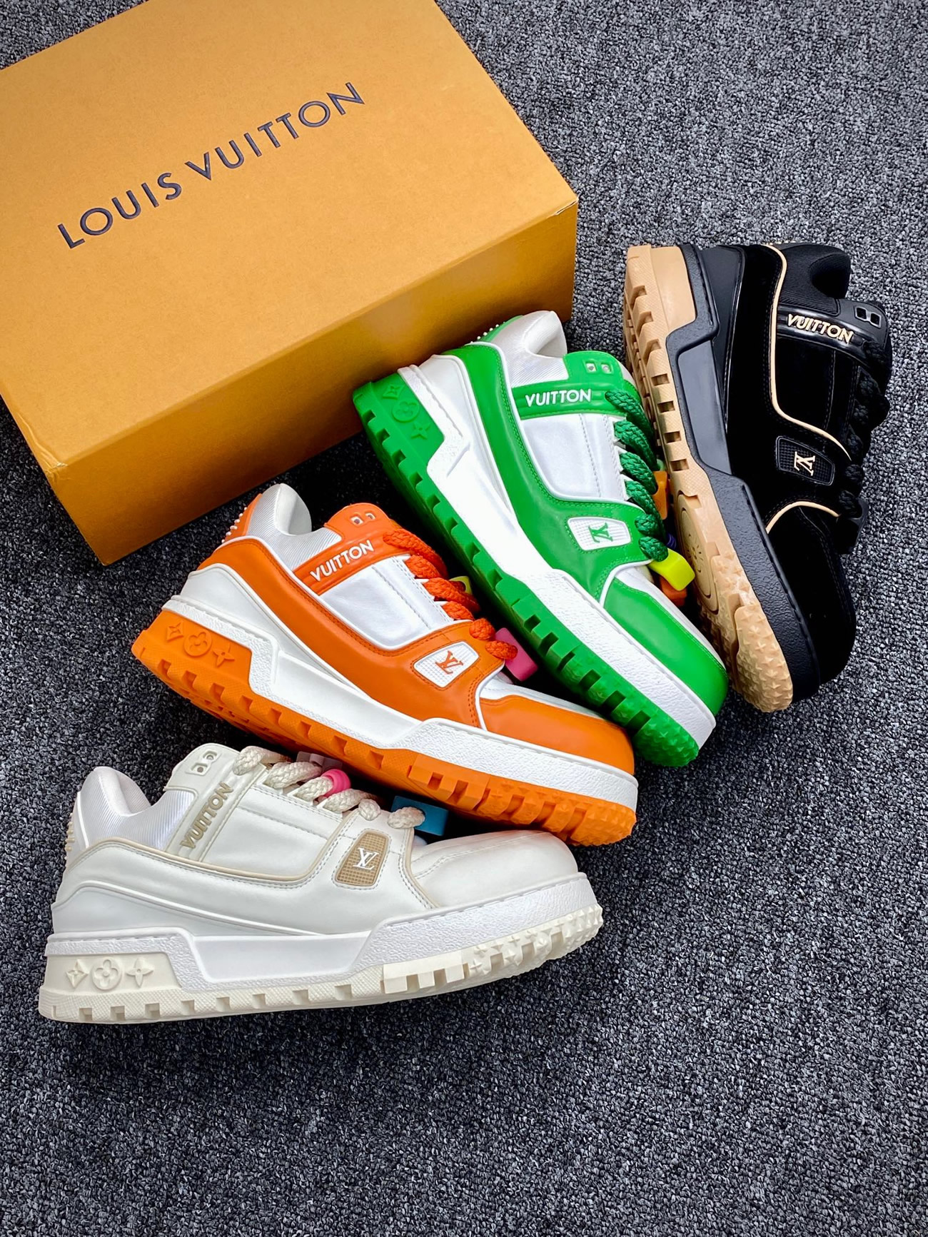Louis Vuitton Trainer Maxi Orange Green White Black (4) - www.newkick.vip