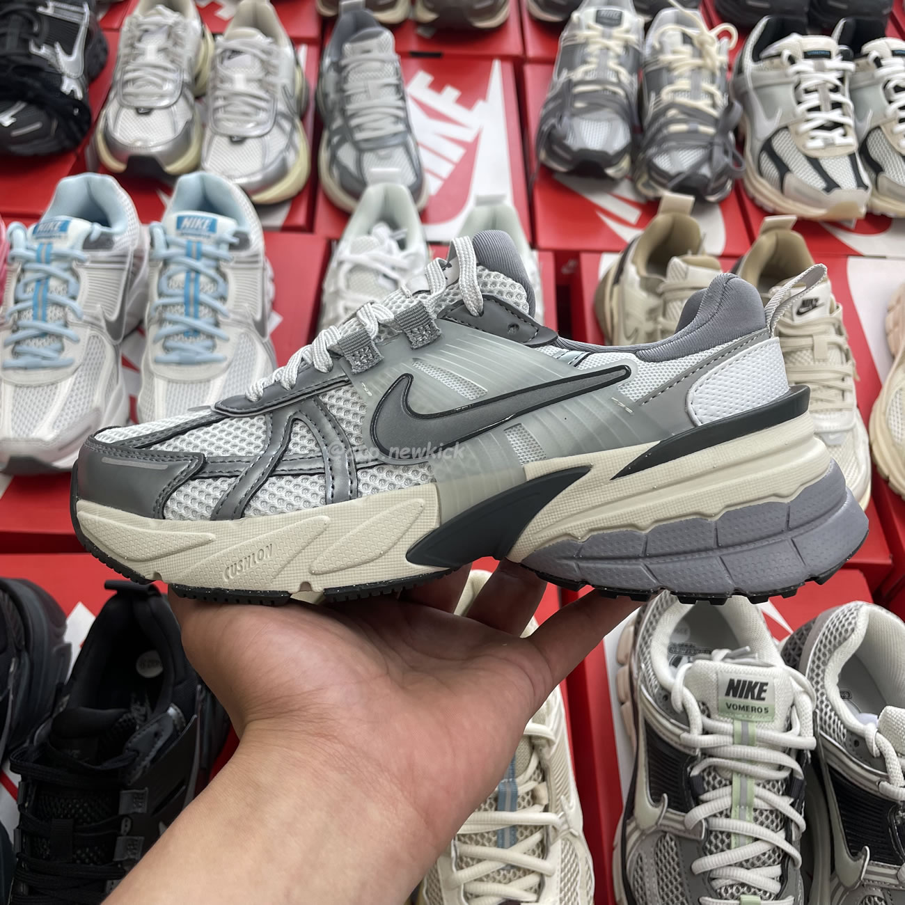 Nike Zoom Vomero 5 Series (75) - www.newkick.vip