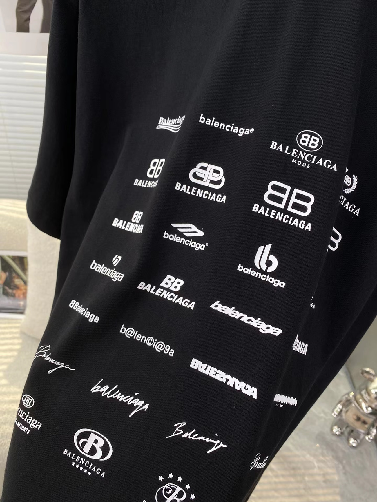 Balenciaga Archives Logo Printed Cotton T Shirt (8) - www.newkick.vip
