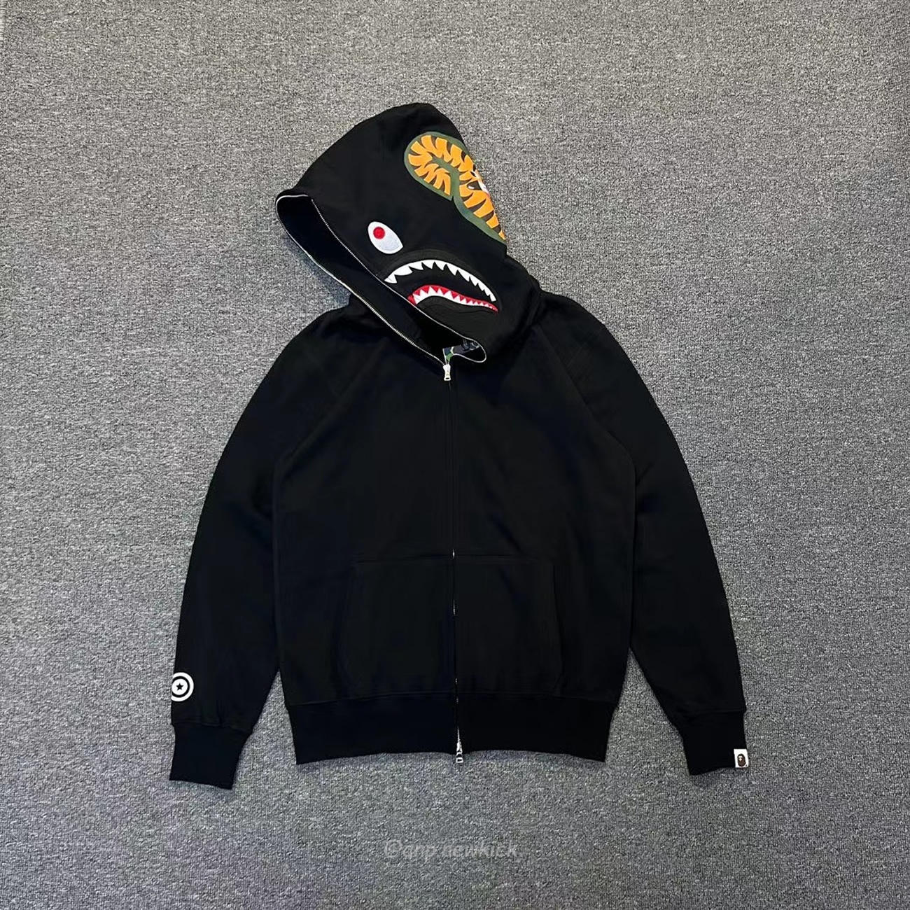 Bape Shark Full Zip Hoodie Black Ss22 (8) - www.newkick.vip
