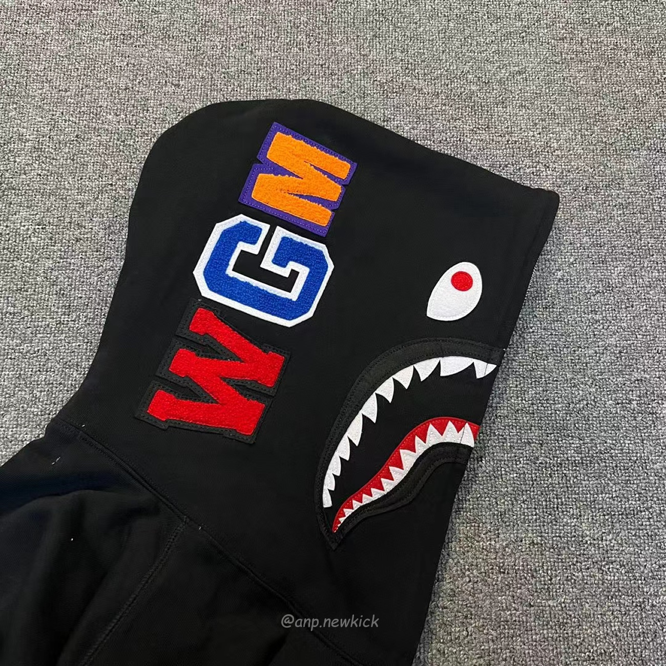 Bape Shark Full Zip Hoodie Black Ss22 (9) - www.newkick.vip
