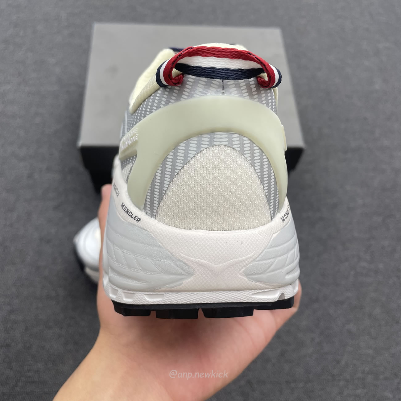 Hoka One One Mafate Speed 2 Moncler White 1129992 Nchms (7) - www.newkick.vip Hoka One One Mafate Speed 2 Moncler White 1129992 Nchms (7) - www.newkick.vip