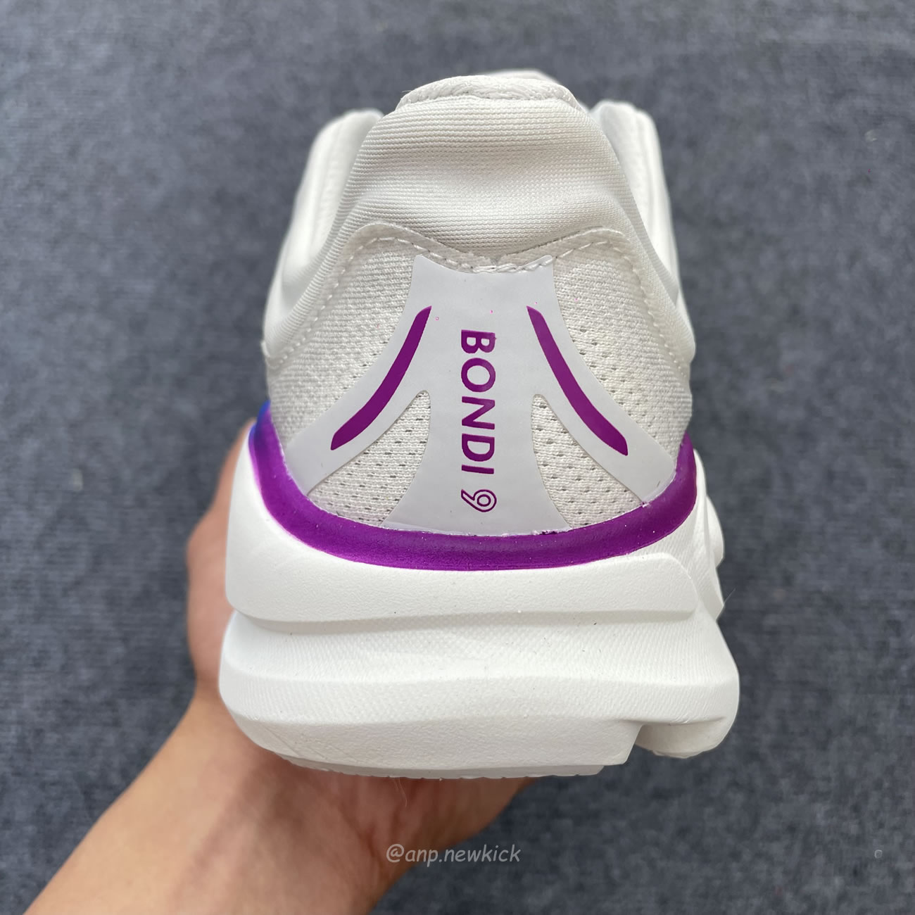 Hoka One One Bondi 9 Cosmic Grey White Mesh Womens 1162012 Cywh (2) - www.newkick.vip