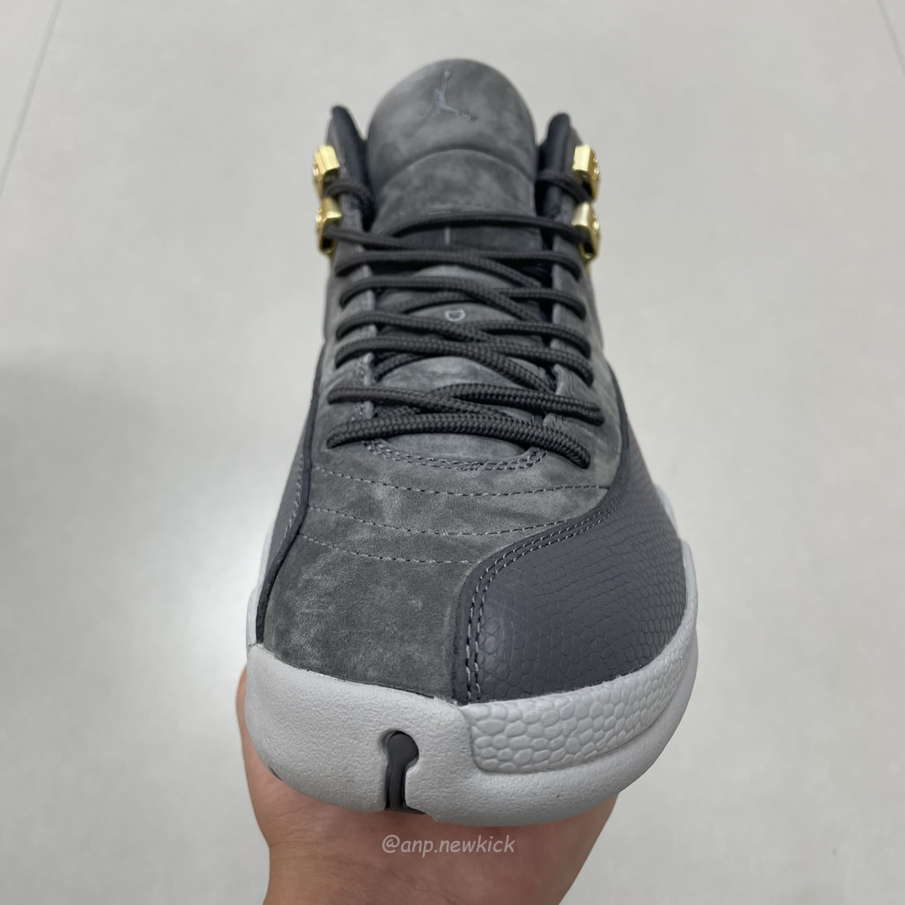 Air Jordan 12 Retro Dark Grey 130690 005 (6) - www.newkick.vip