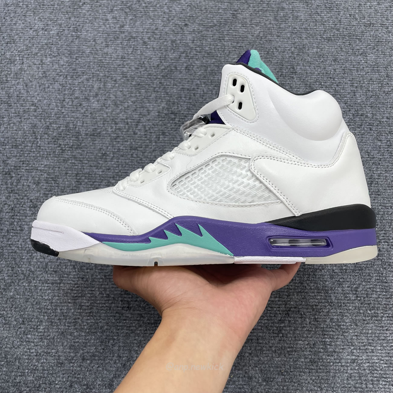 Air Jordan 5 Retro Grape 2013 136027 108 (2) - www.newkick.vip Air Jordan 5 Retro Grape 2013 136027 108 (2) - www.newkick.vip