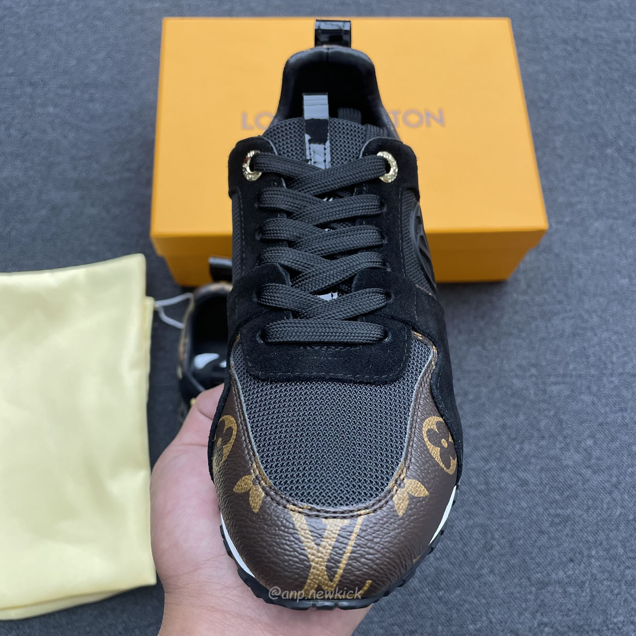 Louis Vuitton Run Away Black Gold 1a3cw0 (6) - www.newkick.vip