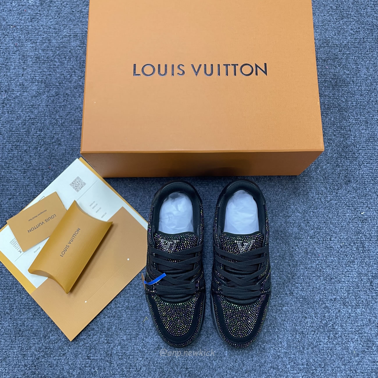 Louis Vuitton Trainer Black Crystals 1a815l (6) - www.newkick.vip